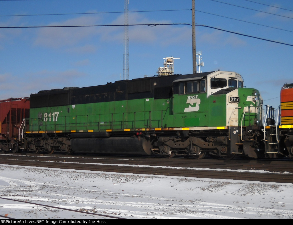 BNSF 8117